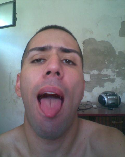 mi lengua, es re tremenda jaja